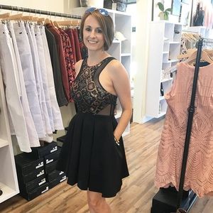 Cocktail/homecoming dress